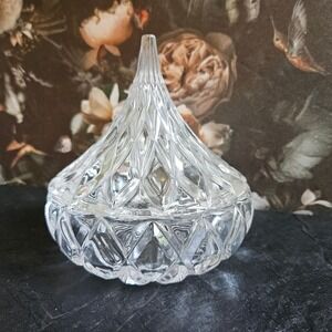 Vintage SHANNON CRYSTAL Clear Cut Hersheys Kiss Covered Candy Dish Ireland - 6"